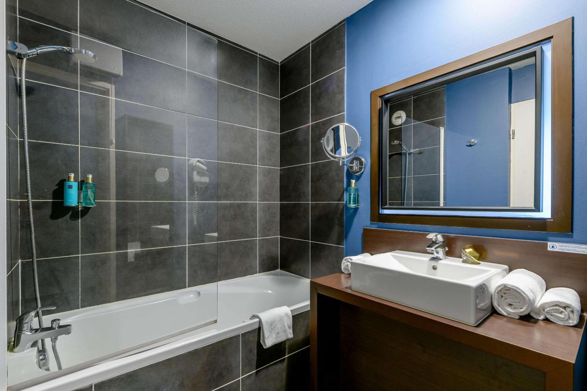 Aparthotel Comfort Bordeaux Arena 3*